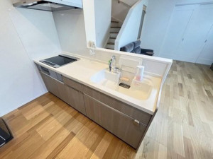 北九州市門司区下二十町、中古一戸建てのキッチン画像です
