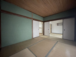 北九州市門司区上藤松、中古一戸建ての内装画像です