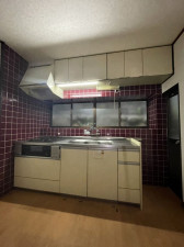 北九州市門司区上藤松、中古一戸建てのキッチン画像です