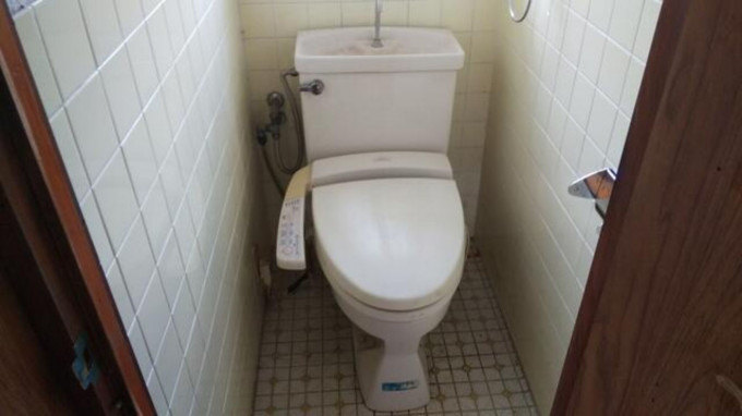 北九州市門司区谷町、中古一戸建てのトイレ画像です