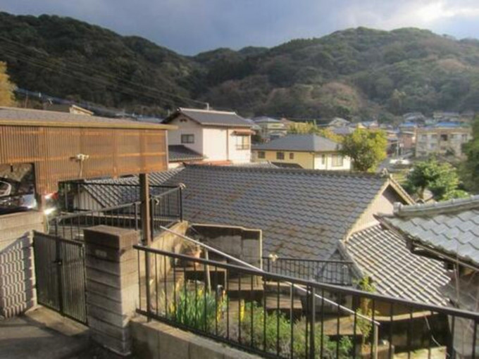 北九州市門司区田野浦、中古一戸建ての外観画像です