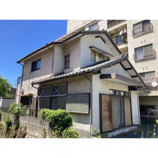 北九州市門司区大里戸ノ上、中古一戸建ての外観画像です