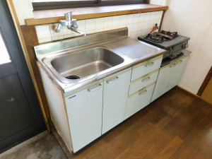 北九州市門司区大里桜ケ丘、中古一戸建てのキッチン画像です
