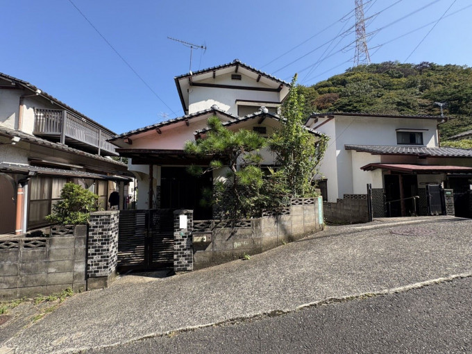 北九州市門司区黒川西、中古一戸建ての外観画像です
