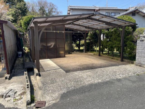 北九州市門司区白野江、中古一戸建ての駐車場画像です