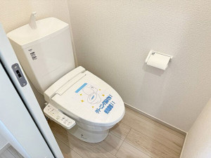 北九州市門司区別院、新築一戸建てのトイレ画像です