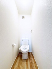 北九州市門司区別院、新築一戸建てのトイレ画像です