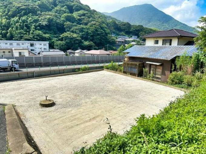 北九州市門司区奥田、中古一戸建ての駐車場画像です