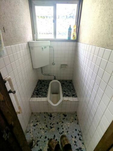 北九州市門司区旧門司、中古一戸建てのトイレ画像です