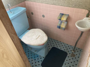 北九州市門司区奥田、中古一戸建てのトイレ画像です