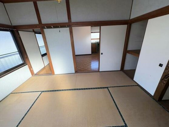 北九州市門司区藤松、中古一戸建ての内装画像です