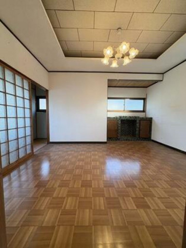 北九州市門司区藤松、中古一戸建ての内装画像です