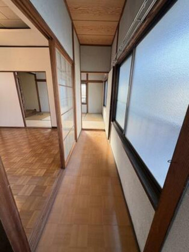 北九州市門司区藤松、中古一戸建ての内装画像です