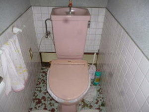 北九州市門司区高砂町、中古一戸建てのトイレ画像です