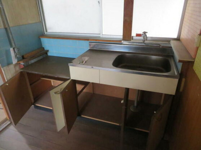 北九州市門司区丸山、中古一戸建てのキッチン画像です