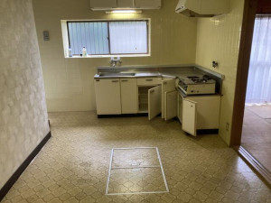 北九州市門司区丸山吉野町、中古一戸建てのキッチン画像です