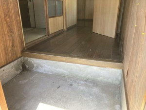 北九州市門司区清見、中古一戸建ての玄関画像です