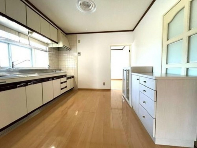 北九州市門司区清見、中古マンションのキッチン画像です