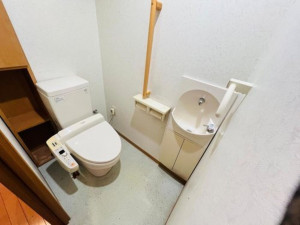 北九州市門司区高田、中古マンションのトイレ画像です