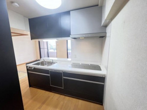 北九州市門司区高田、中古マンションのキッチン画像です