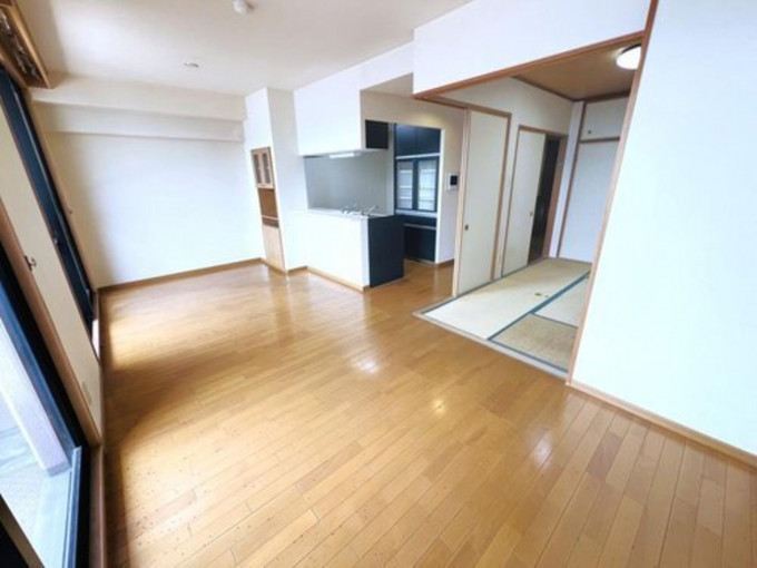 北九州市門司区高田、中古マンションの内装画像です
