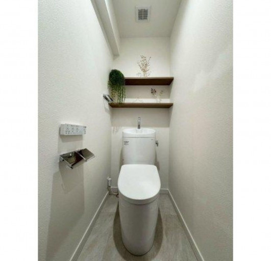 北九州市門司区中町、中古マンションのトイレ画像です