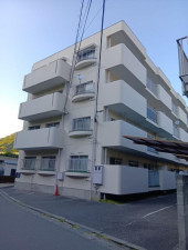 北九州市門司区永黒、中古マンションの外観画像です