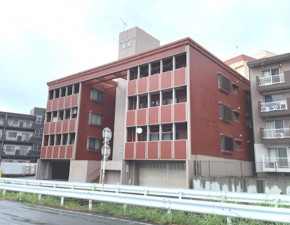 北九州市門司区東新町、中古マンションの外観画像です