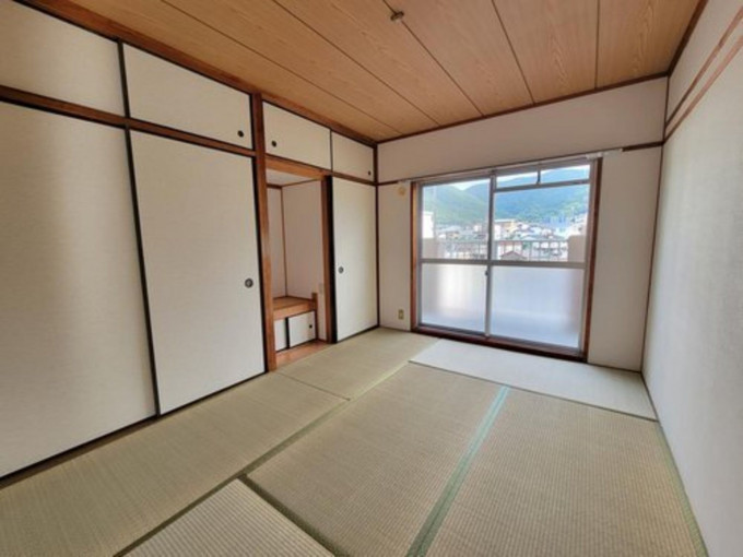 北九州市門司区藤松、中古マンションの内装画像です
