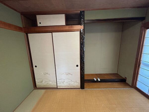 北九州市門司区泉ケ丘、中古マンションの収納画像です