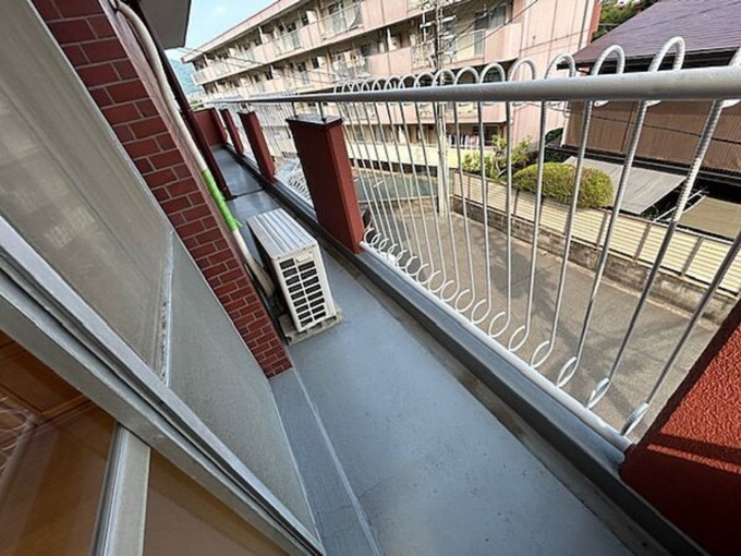 北九州市門司区泉ケ丘、中古マンションのバルコニー画像です