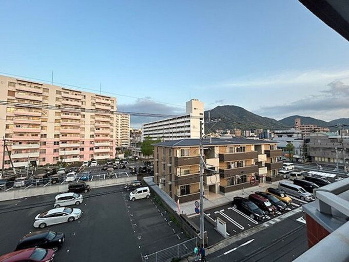 北九州市門司区下二十町、中古マンションのバルコニー画像です
