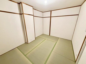 北九州市門司区東新町、中古マンションの内装画像です