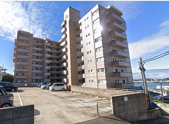 北九州市門司区風師、中古マンションの外観画像です