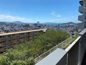 北九州市門司区寺内、中古マンションのバルコニー画像です