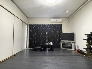 北九州市門司区稲積、中古マンションの内装画像です