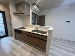 北九州市門司区大里戸ノ上、中古マンションのキッチン画像です
