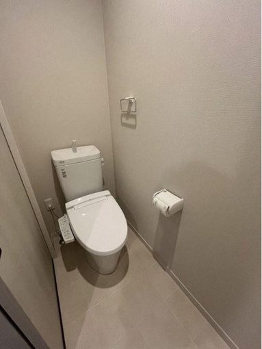 北九州市門司区大里戸ノ上、中古マンションのトイレ画像です