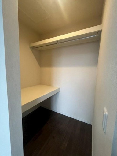 北九州市門司区大里戸ノ上、中古マンションの収納画像です