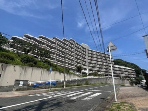 北九州市門司区清見、中古マンションの外観画像です