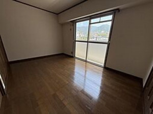 北九州市門司区藤松、中古マンションの内装画像です
