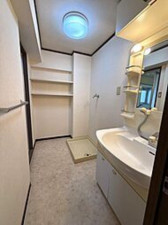 北九州市門司区藤松、中古マンションの洗面画像です