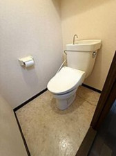 北九州市門司区藤松、中古マンションのトイレ画像です
