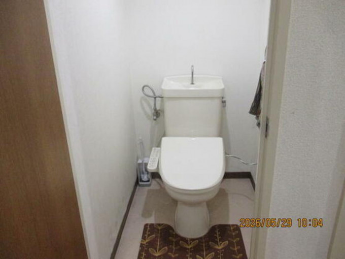 北九州市門司区長谷、中古マンションのトイレ画像です