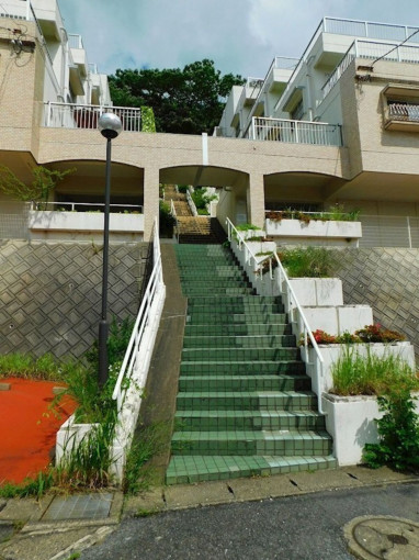 北九州市門司区西新町、中古マンションの外観画像です