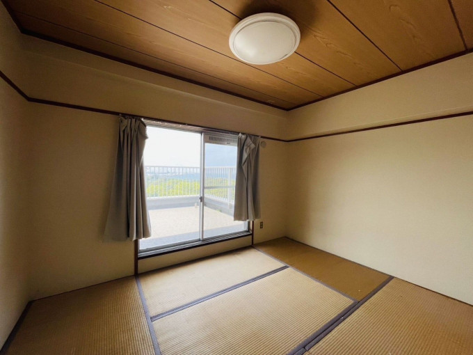 北九州市門司区西新町、中古マンションの内装画像です