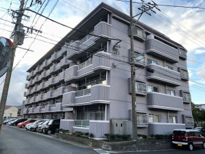 北九州市門司区吉志、中古マンションの外観画像です