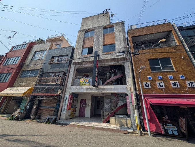北九州市門司区栄町、収益物件/店舗事務所の外観画像です