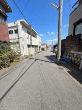 北九州市門司区清見、収益物件/ビルの前面道路を含む現地写真画像です