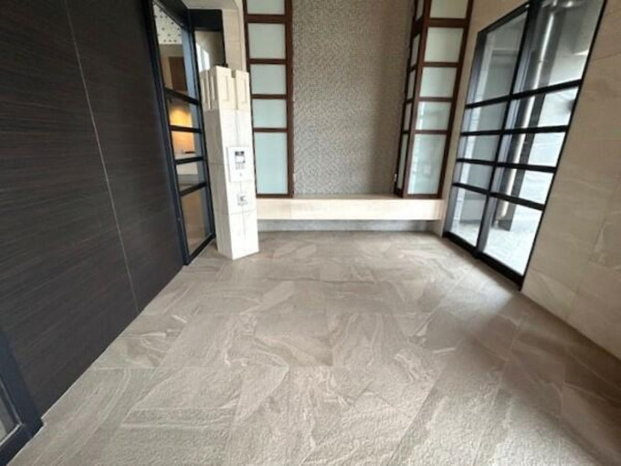 北九州市門司区大里本町、中古マンションのエントランス画像です